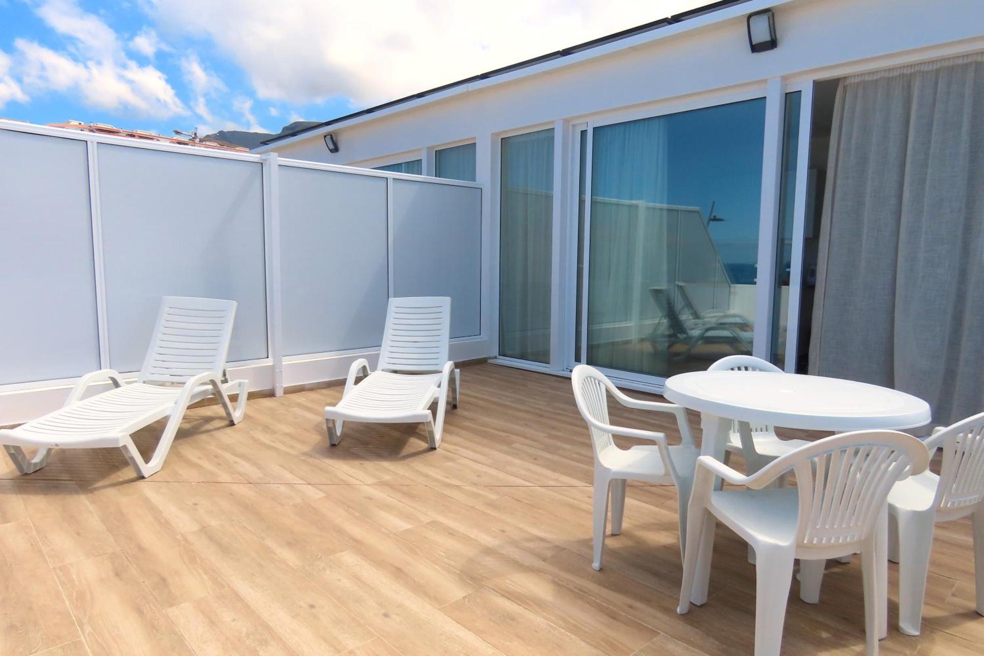 Suncanarias Apartamentos Cristal Playa La Arena Puerto de Santiago  Exterior photo